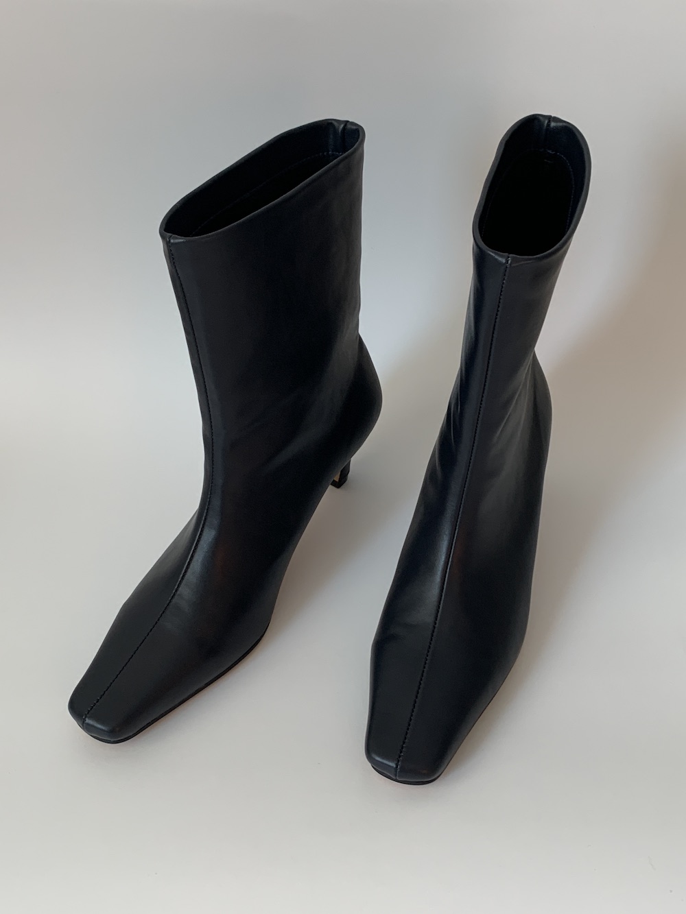 middle heel boots