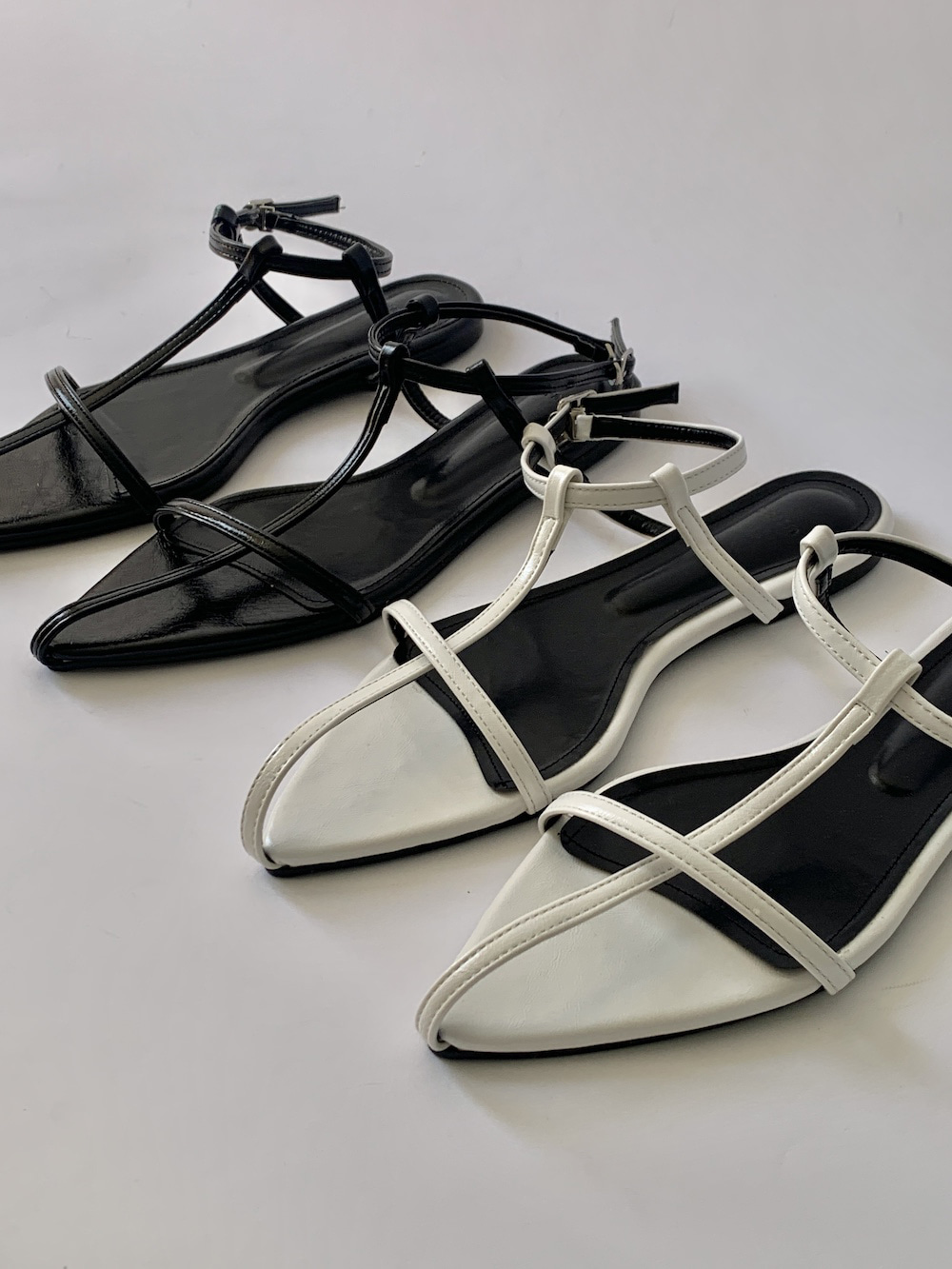 Cross strap sandal (2 col)